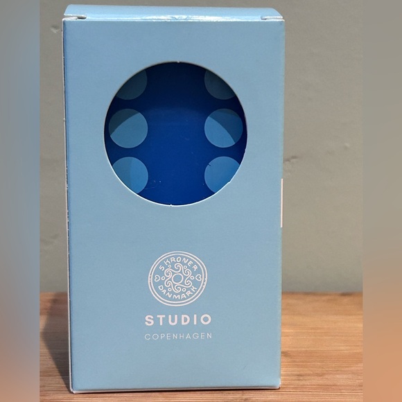 3 Handcrafted Domino Shaped Candles Made By Studio Copenhagen 100% Vegan Wax - Picture 6 of 14